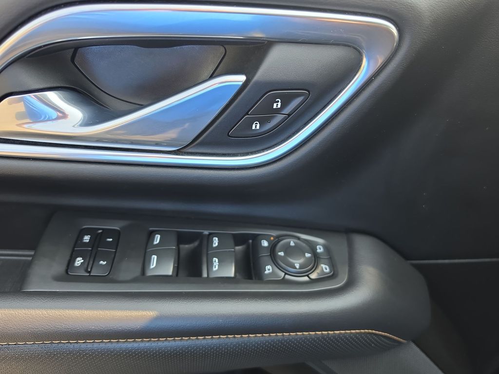 Thumbnail: 2021 GMC Yukon - 22