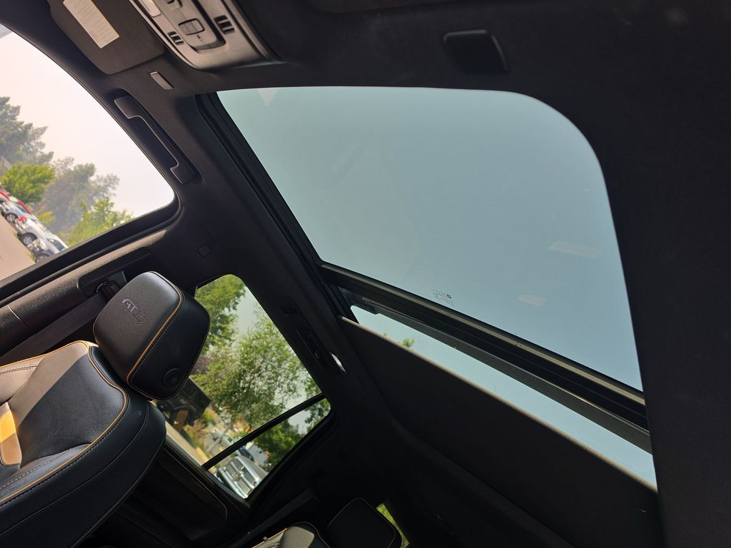Thumbnail: 2021 GMC Yukon - 27