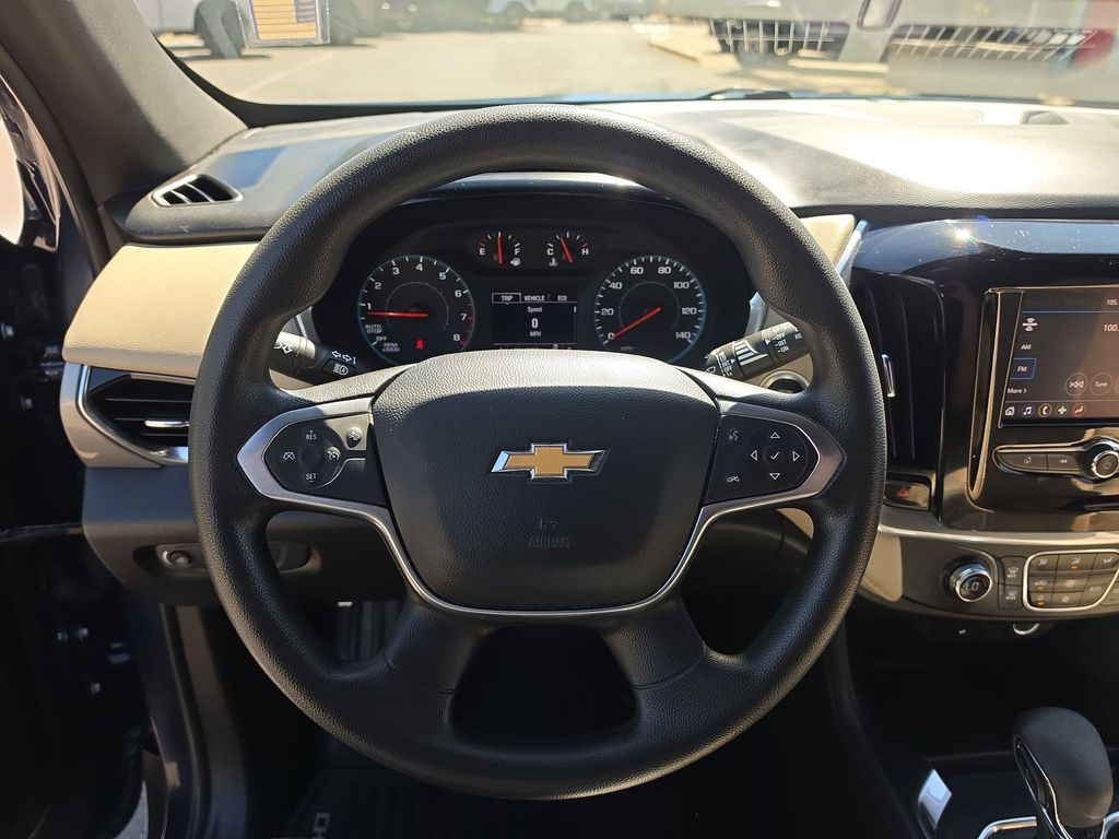 Thumbnail: 2023 Chevrolet Traverse - 2