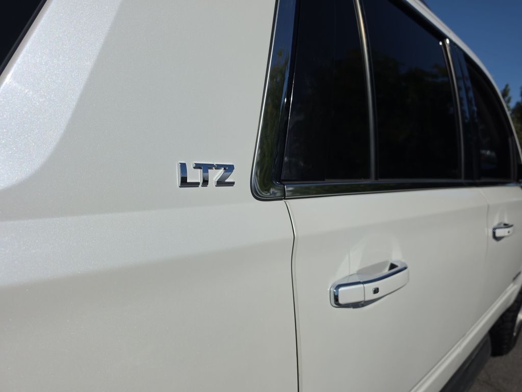 Thumbnail: 2016 Chevrolet Tahoe - 6