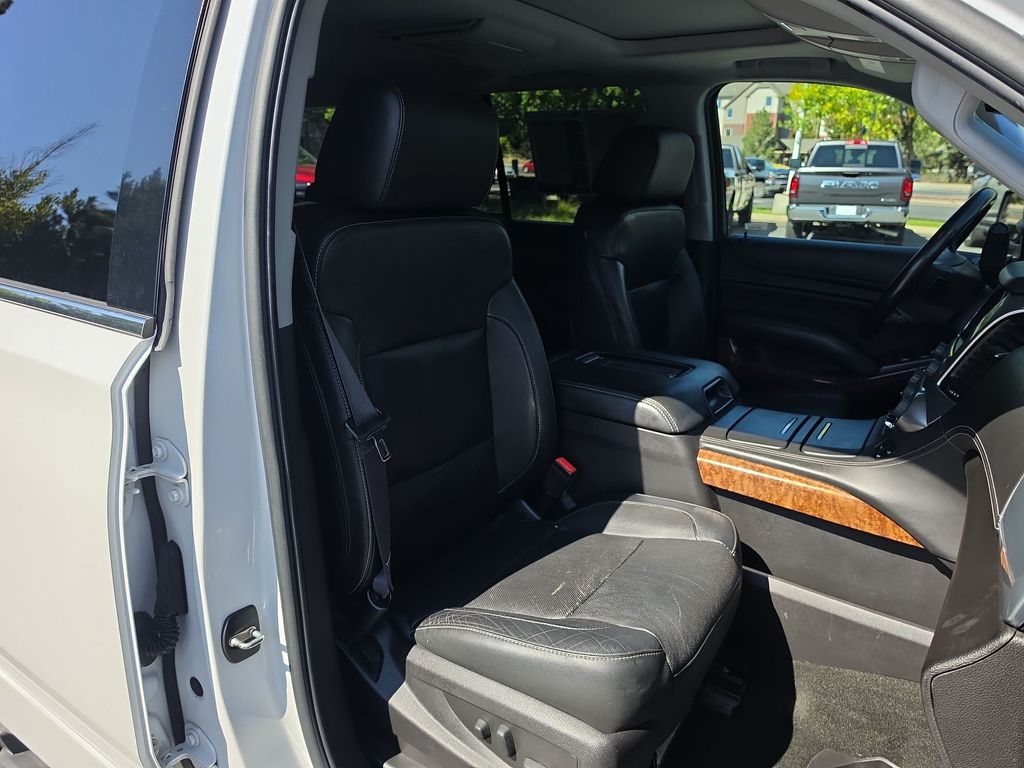Thumbnail: 2016 Chevrolet Tahoe - 11