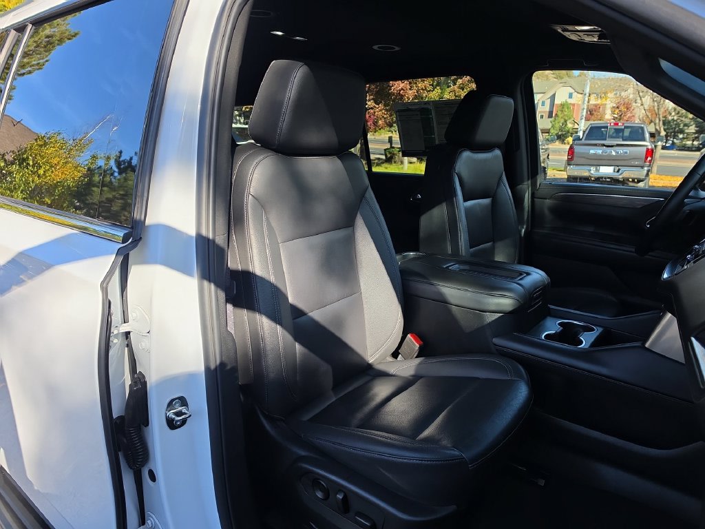 Thumbnail: 2024 Chevrolet Suburban - 8