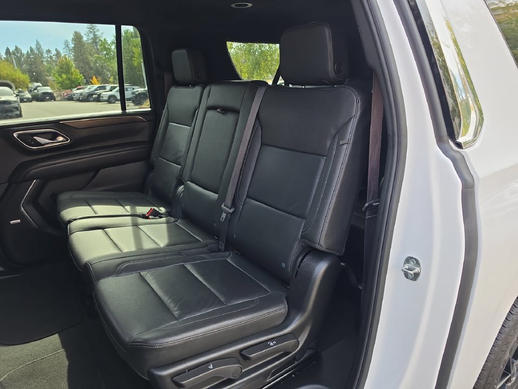 Thumbnail: 2024 Chevrolet Suburban - 9