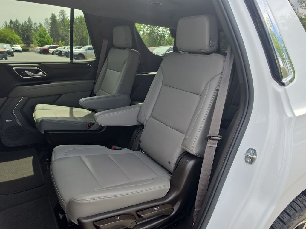 Thumbnail: 2021 Chevrolet Tahoe - 10