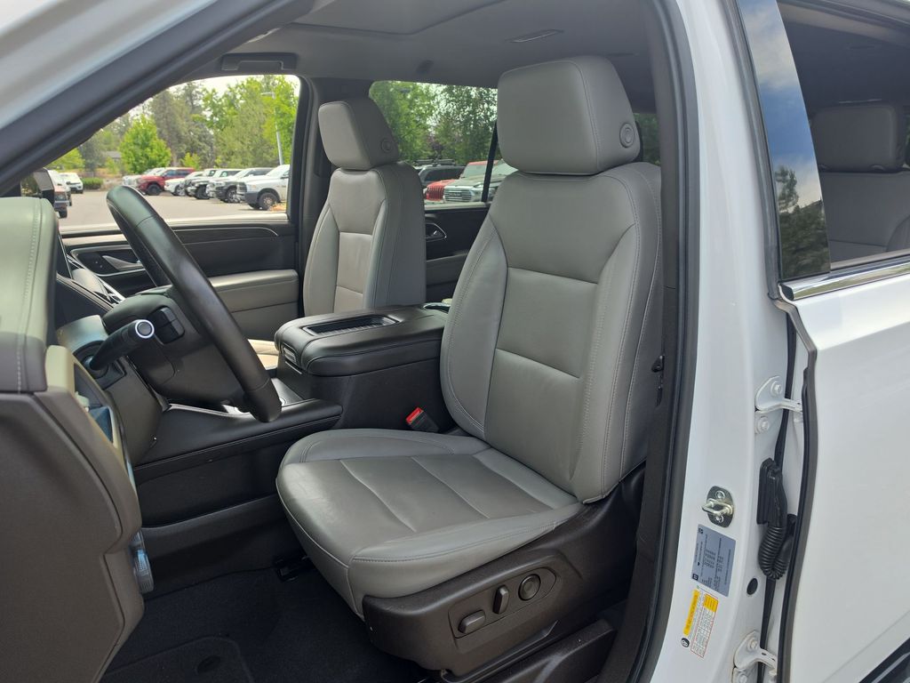 Thumbnail: 2021 Chevrolet Tahoe - 8