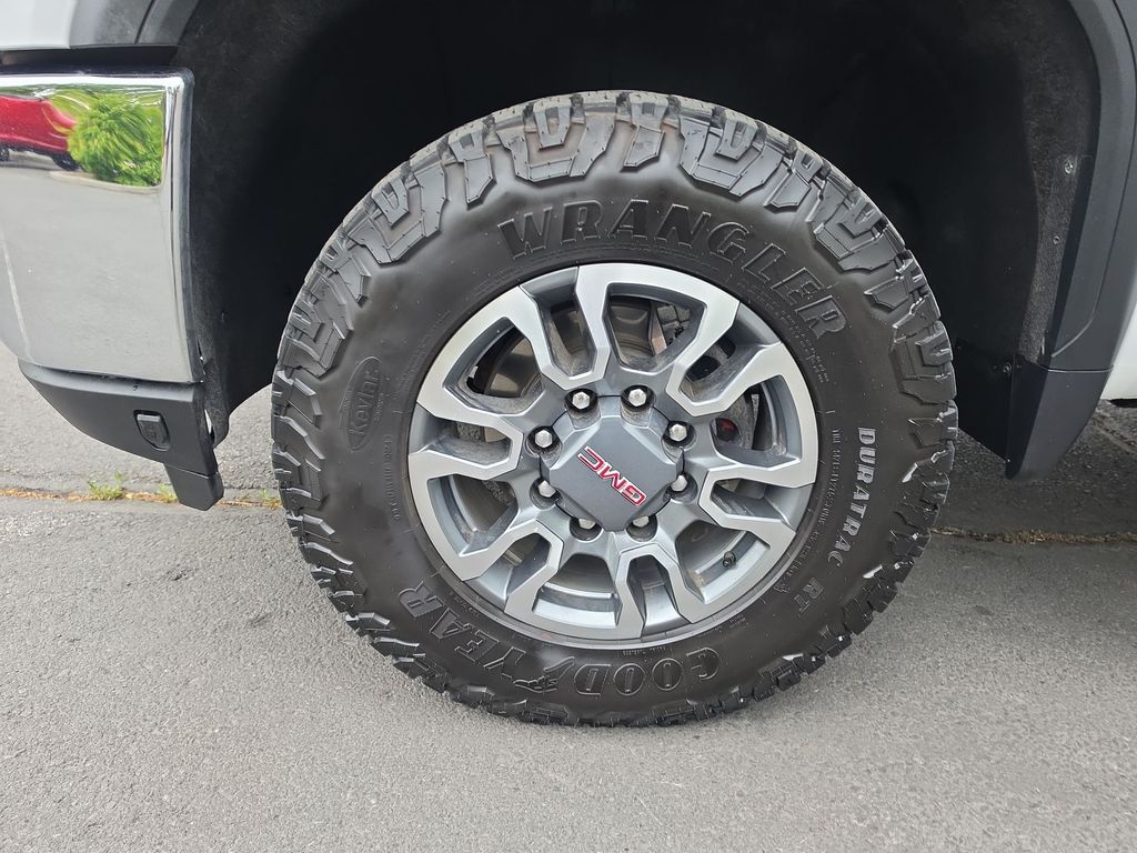 Thumbnail: 2022 GMC Sierra 3500 - 5