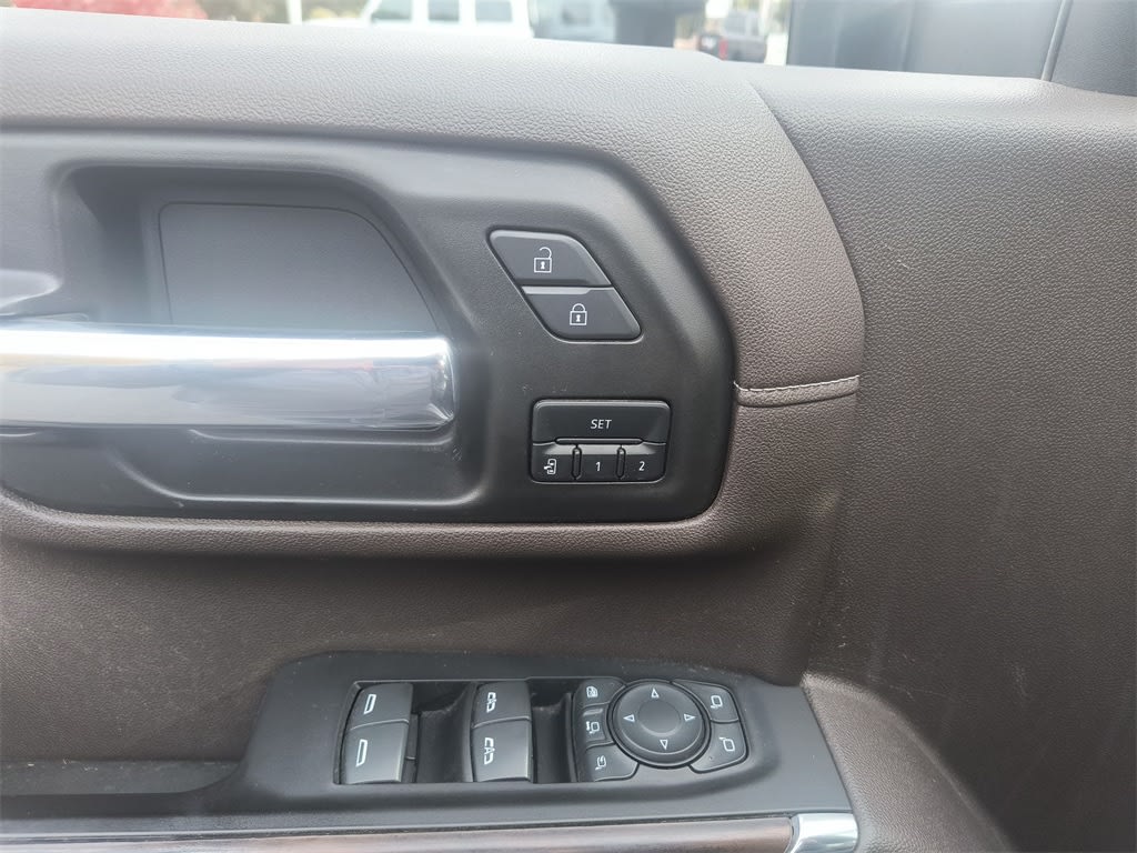 Thumbnail: 2022 GMC Sierra 3500 - 20