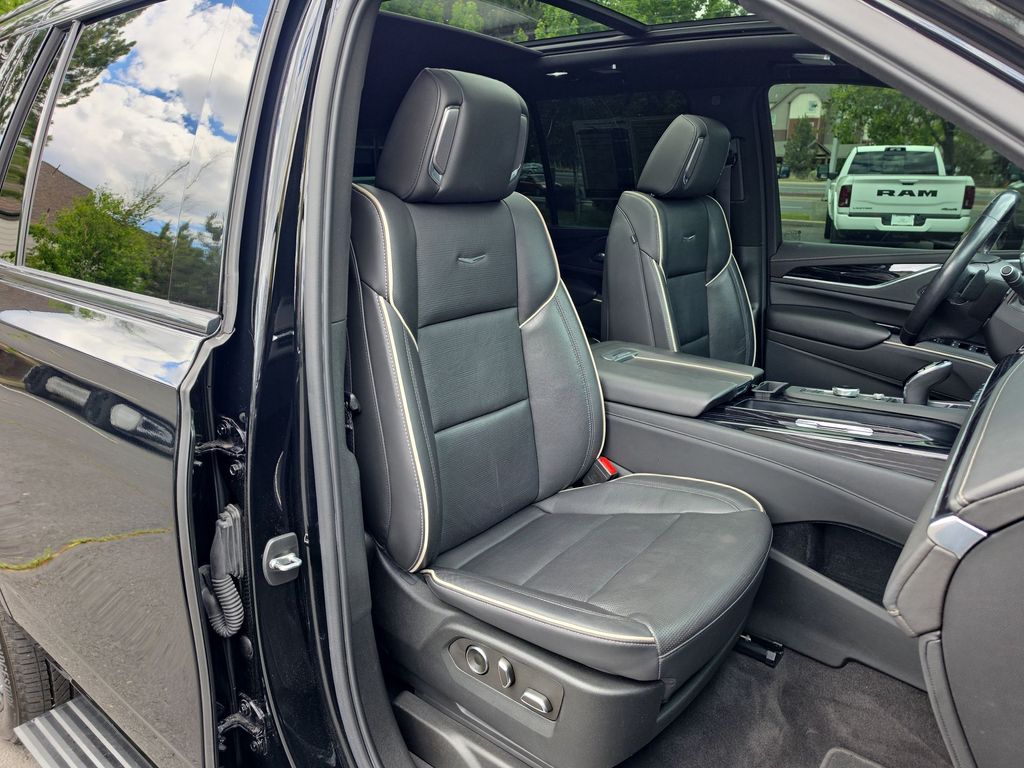 Thumbnail: 2022 Cadillac Escalade - 27