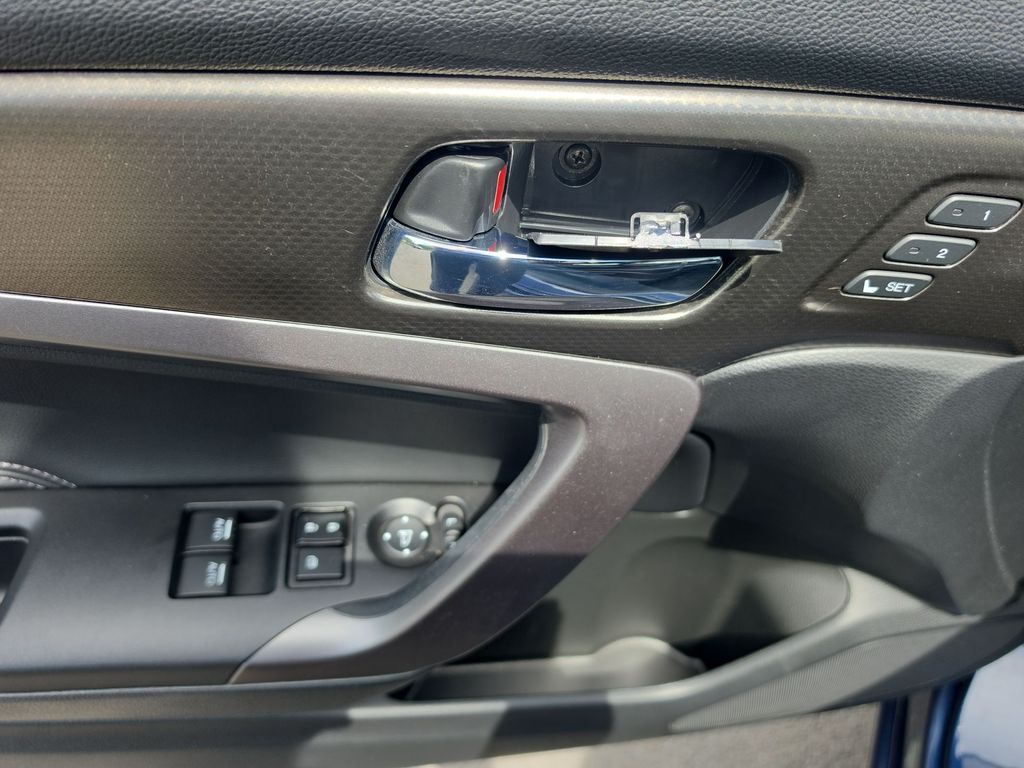 Thumbnail: 2017 Honda Accord - 21