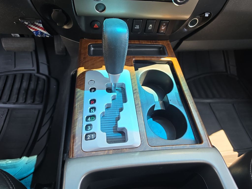 Thumbnail: 2012 Nissan Titan - 12