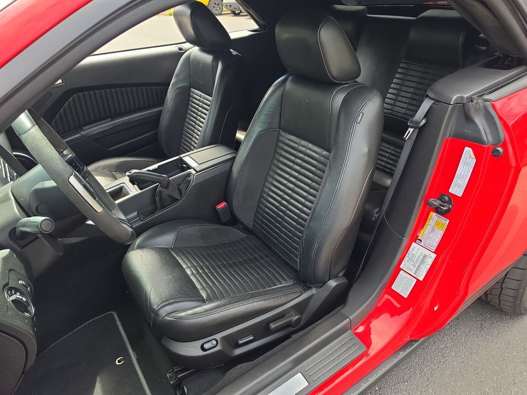 Thumbnail: 2010 Ford Mustang - 8