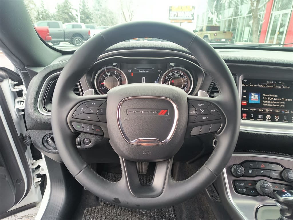 Thumbnail: 2015 Dodge Challenger - 2