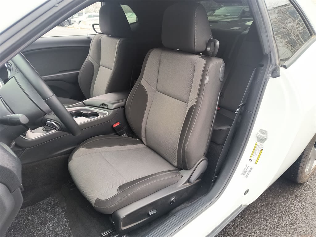 Thumbnail: 2015 Dodge Challenger - 8