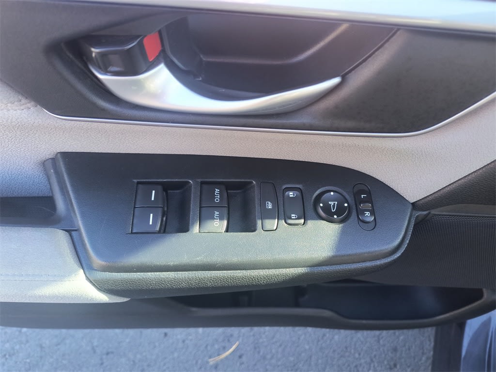 Thumbnail: 2017 Honda CR-V - 20