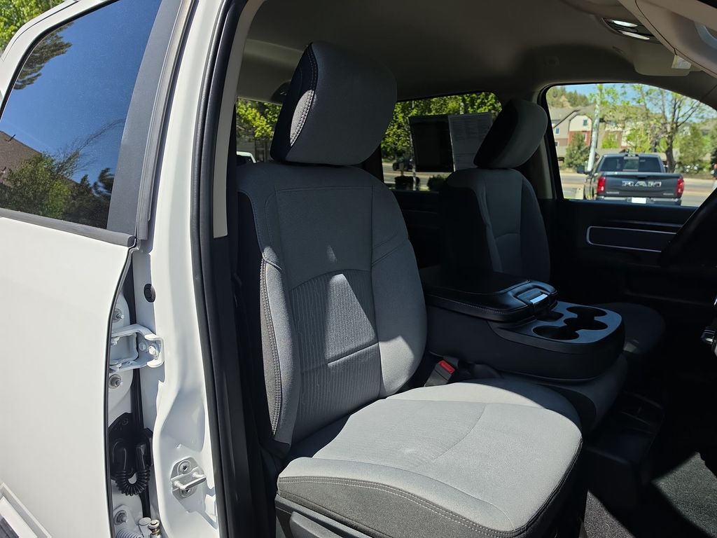 Thumbnail: 2019 RAM 3500 - 10