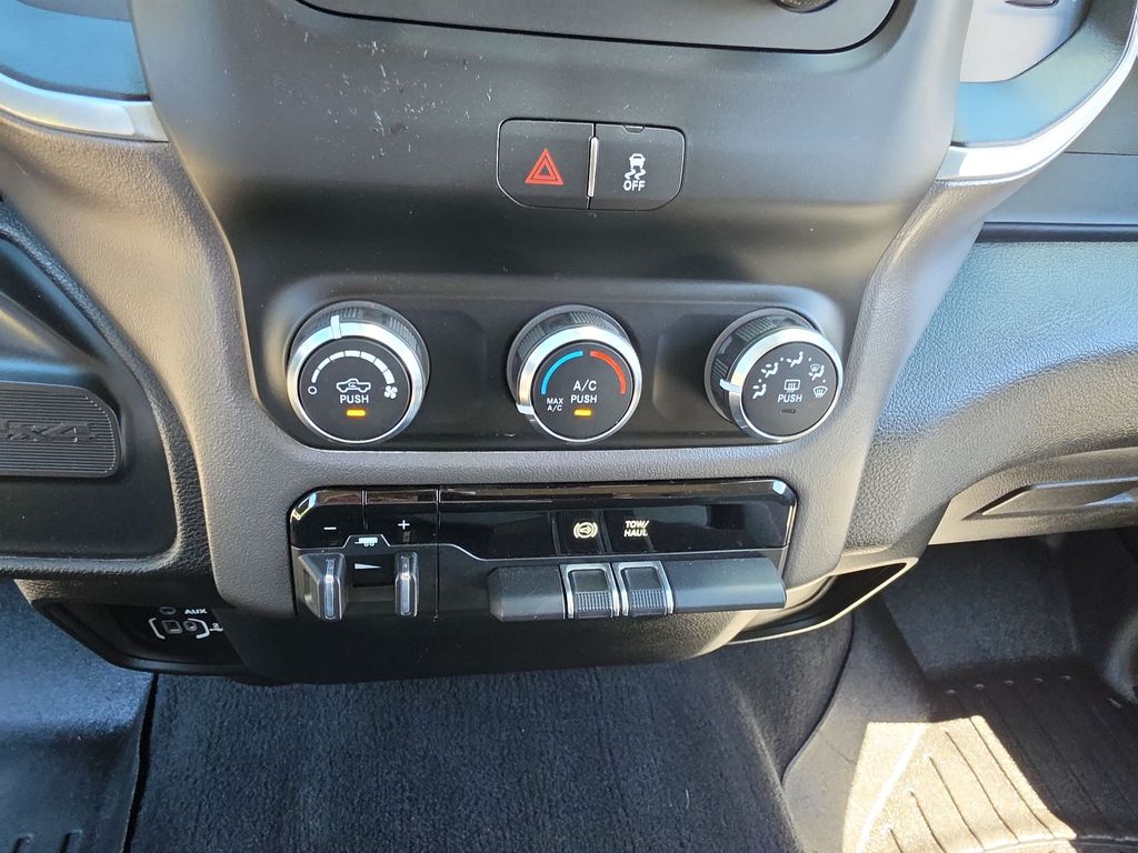 Thumbnail: 2019 RAM 3500 - 23