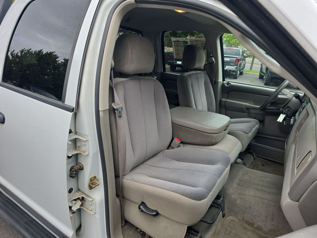 Thumbnail: 2004 Dodge Ram 3500 - 8