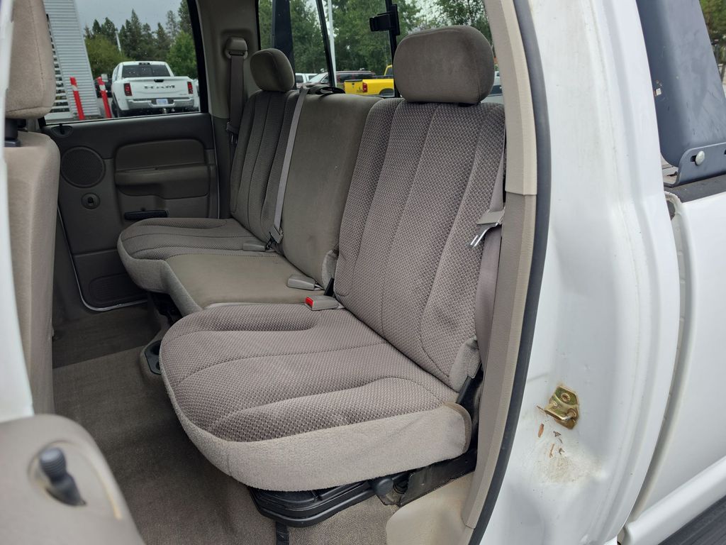 Thumbnail: 2004 Dodge Ram 3500 - 9