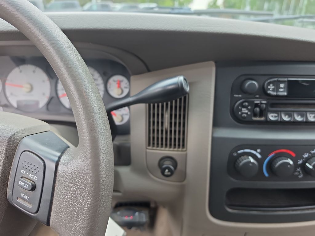 Thumbnail: 2004 Dodge Ram 3500 - 21