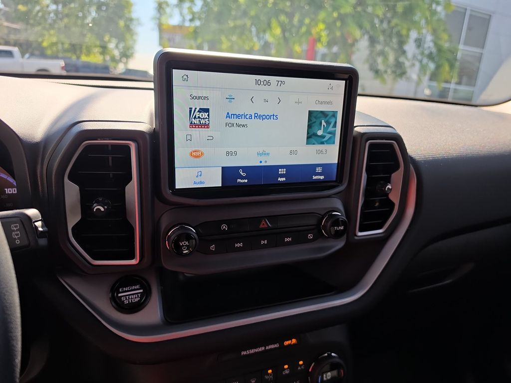Thumbnail: 2021 Ford Bronco Sport - 11