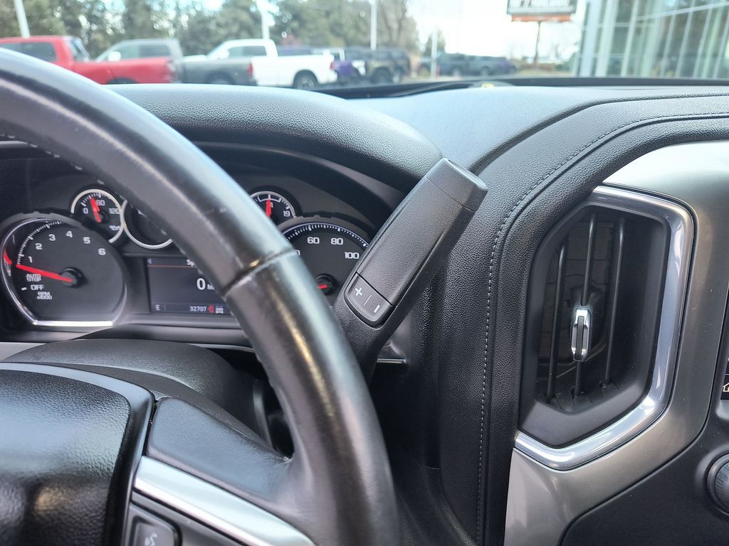 Thumbnail: 2021 Chevrolet Silverado 1500 - 23