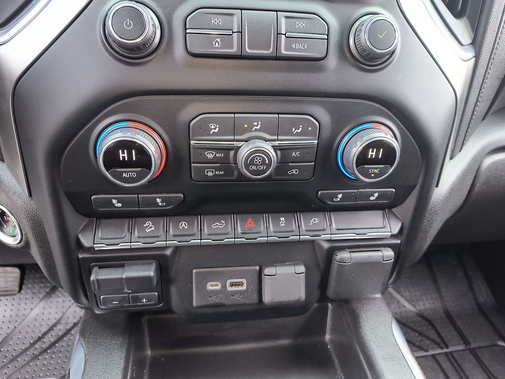 Thumbnail: 2021 Chevrolet Silverado 1500 - 22
