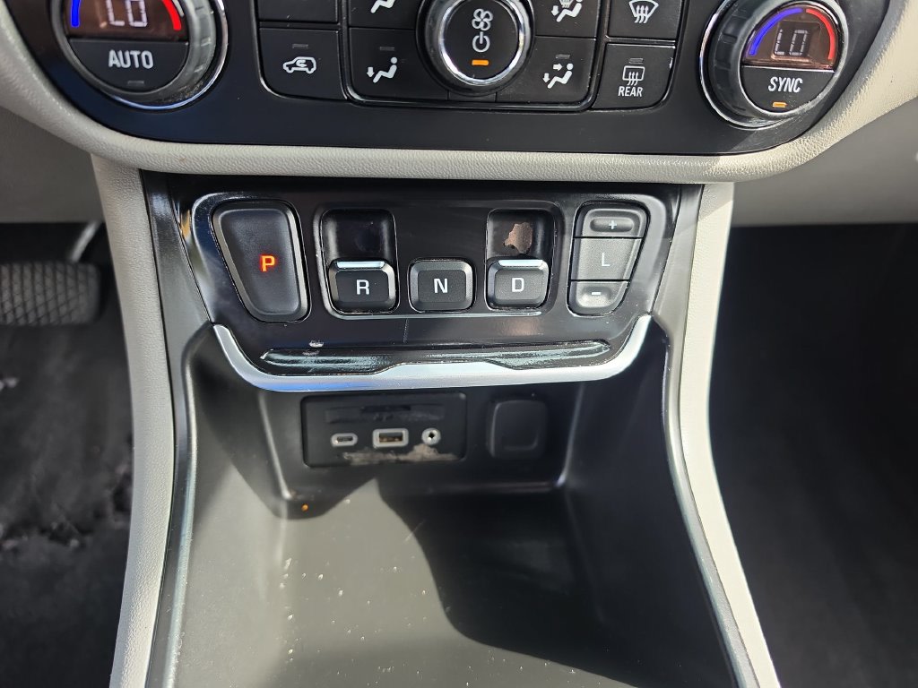 Thumbnail: 2020 GMC Terrain - 23