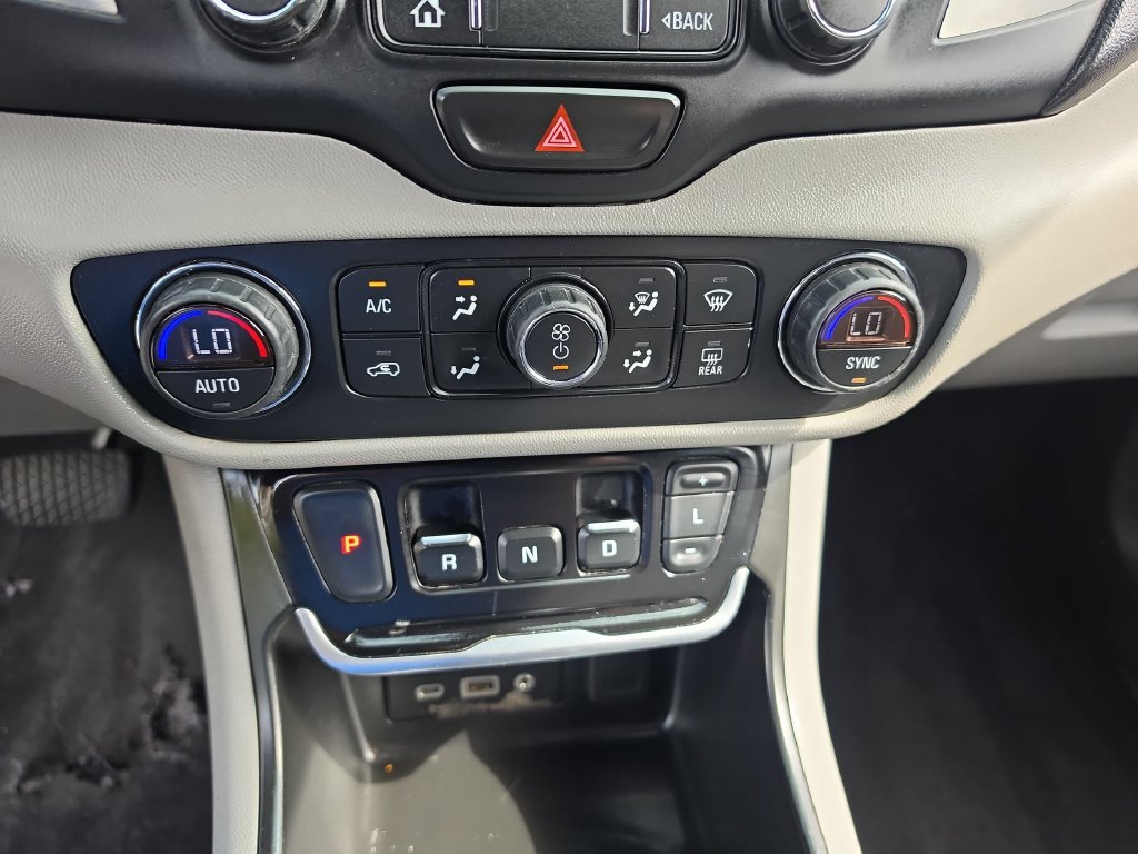 Thumbnail: 2020 GMC Terrain - 22