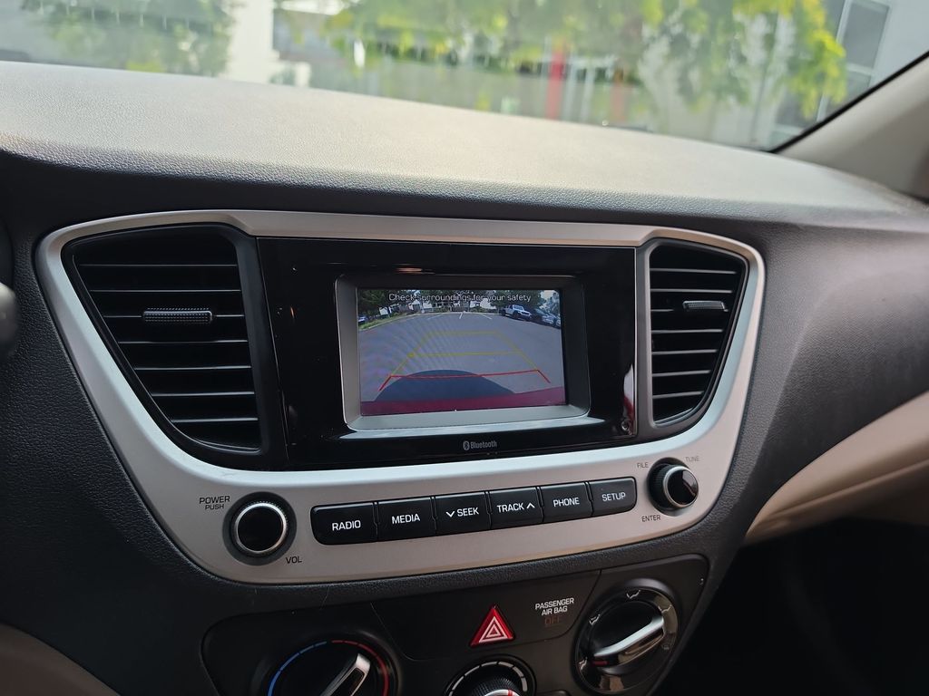 Thumbnail: 2022 Hyundai Accent - 22