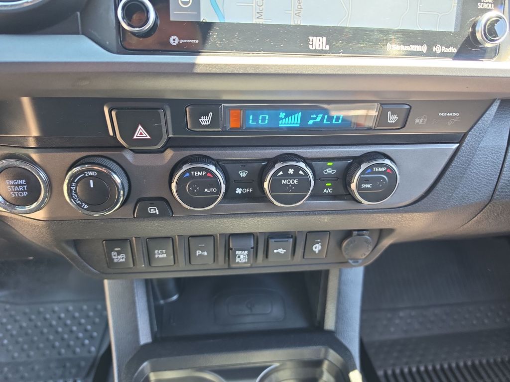 Thumbnail: 2021 Toyota Tacoma - 25