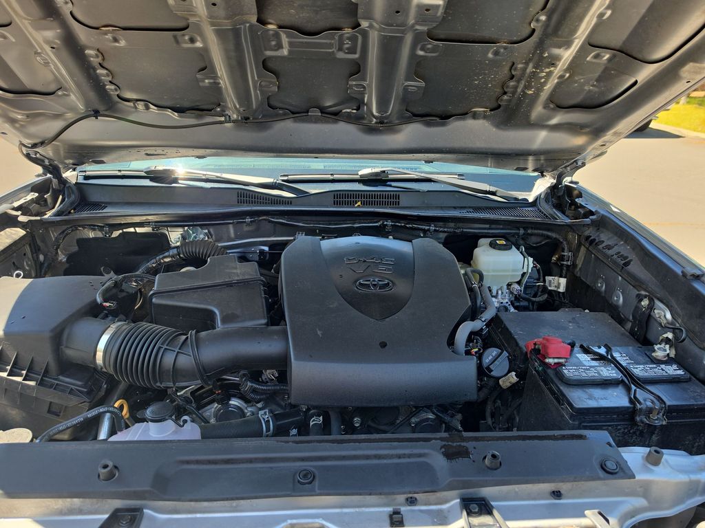 Thumbnail: 2021 Toyota Tacoma - 7
