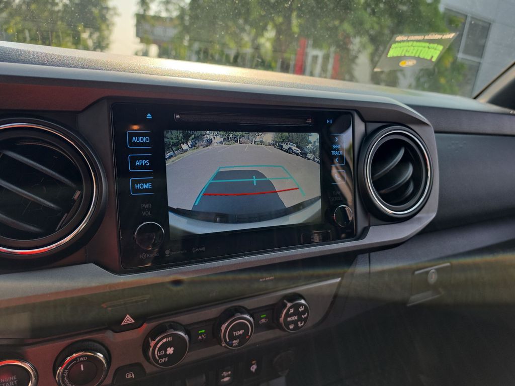 Thumbnail: 2019 Toyota Tacoma - 22