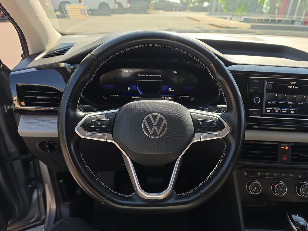 Thumbnail: 2022 Volkswagen Taos - 2