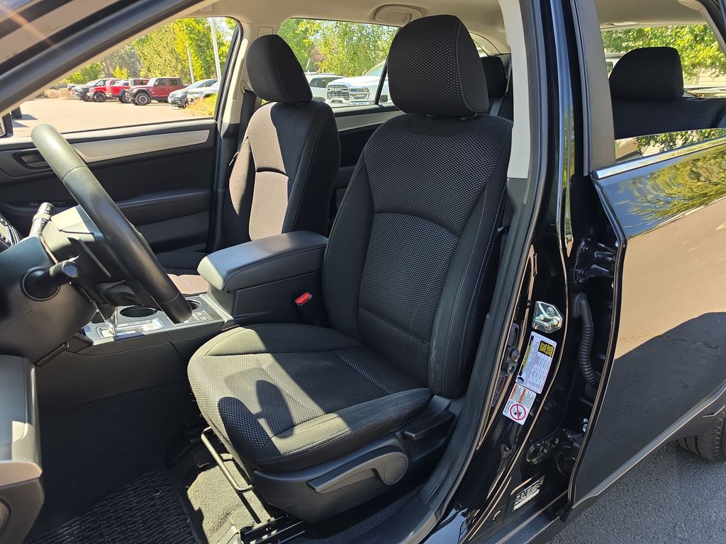 Thumbnail: 2017 Subaru Outback - 8