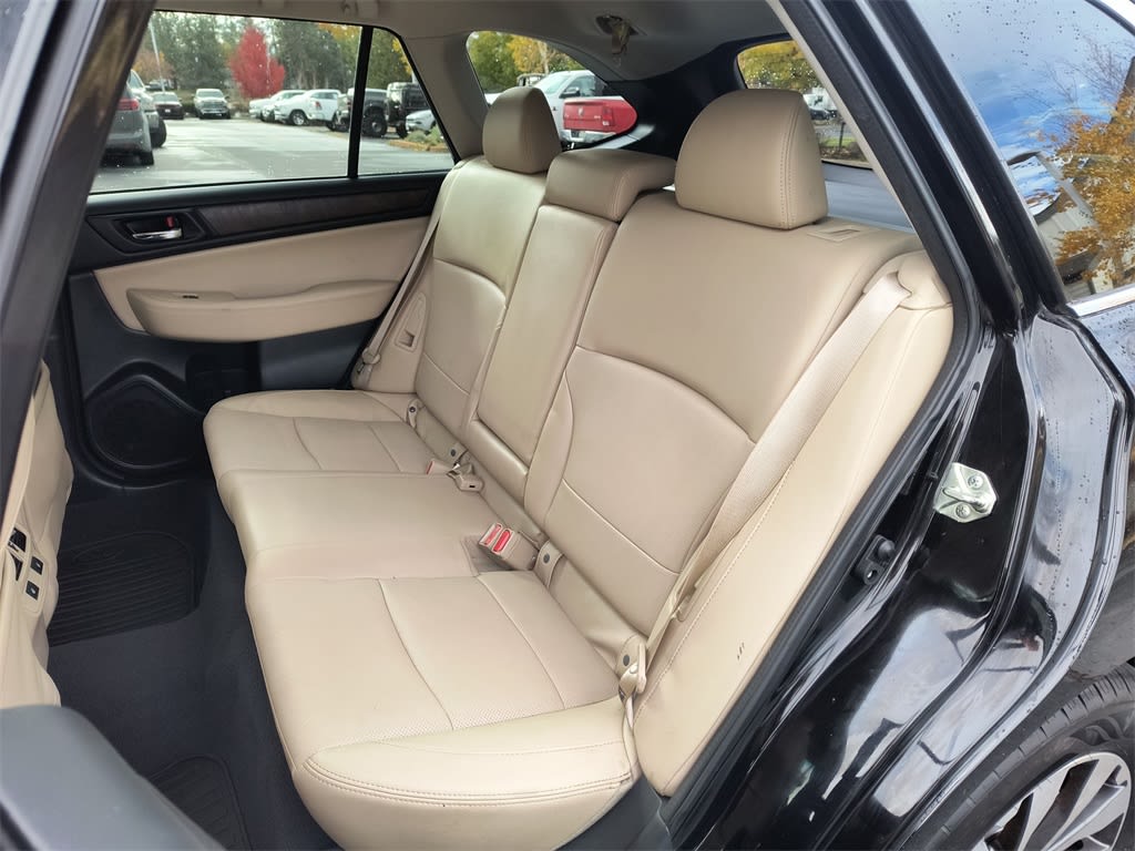 Thumbnail: 2016 Subaru Outback - 10