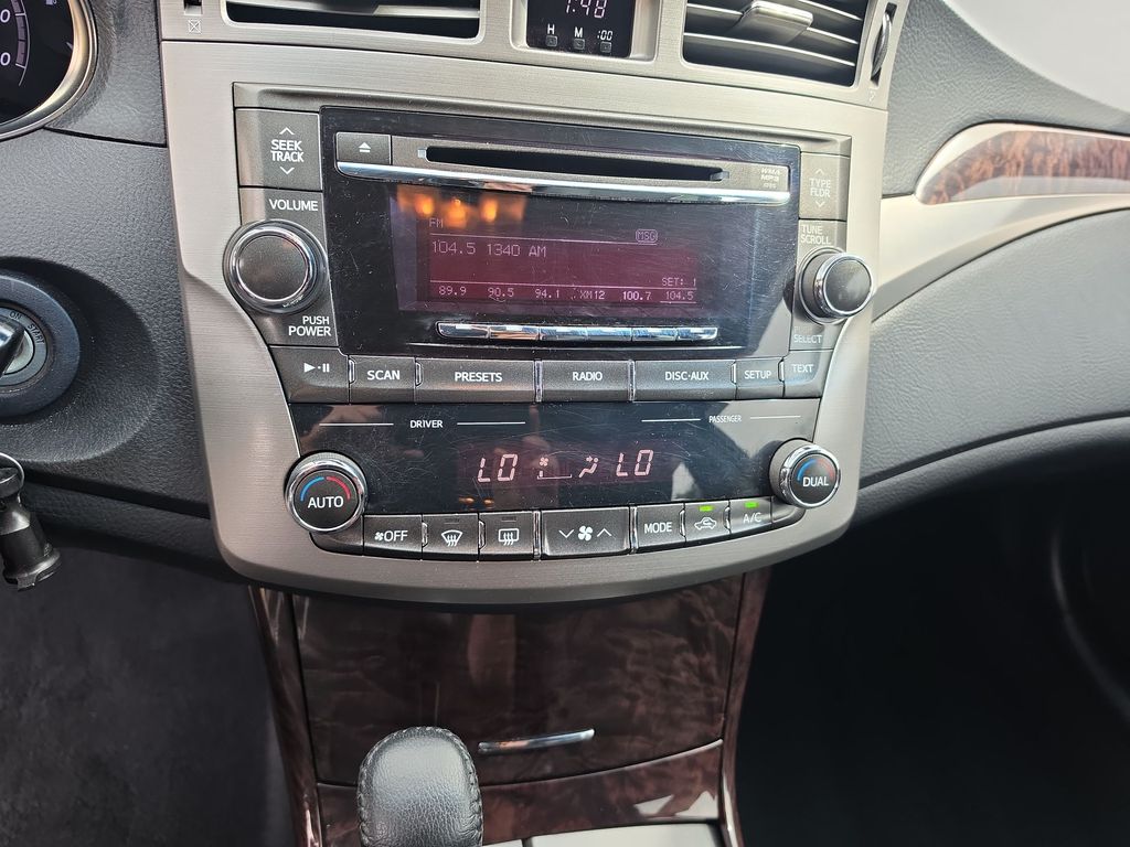 Thumbnail: 2011 Toyota Avalon - 23