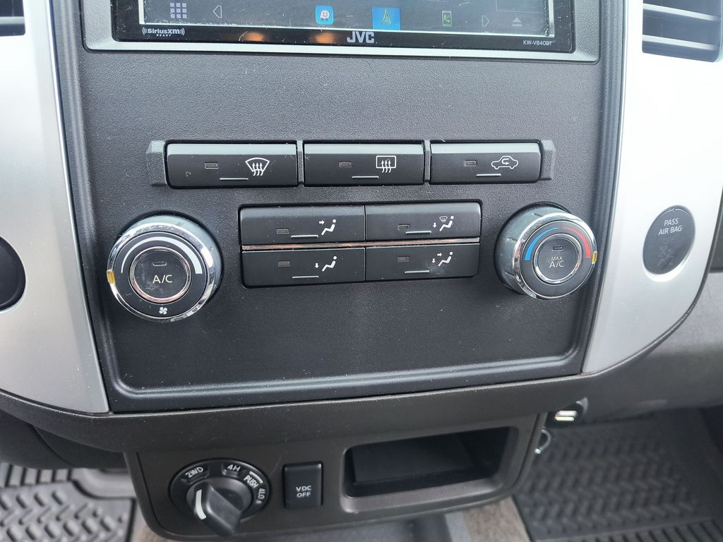 Thumbnail: 2011 Nissan Xterra - 23