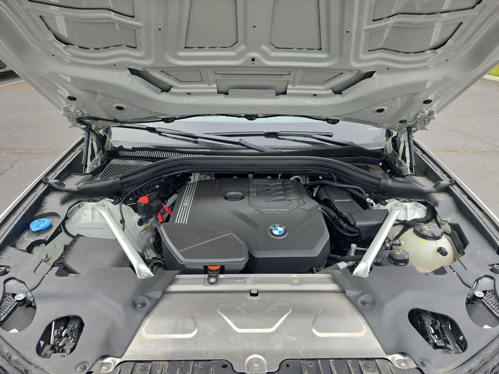 Thumbnail: 2025 BMW X4 - 6