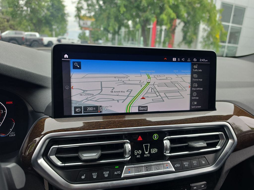Thumbnail: 2025 BMW X4 - 22