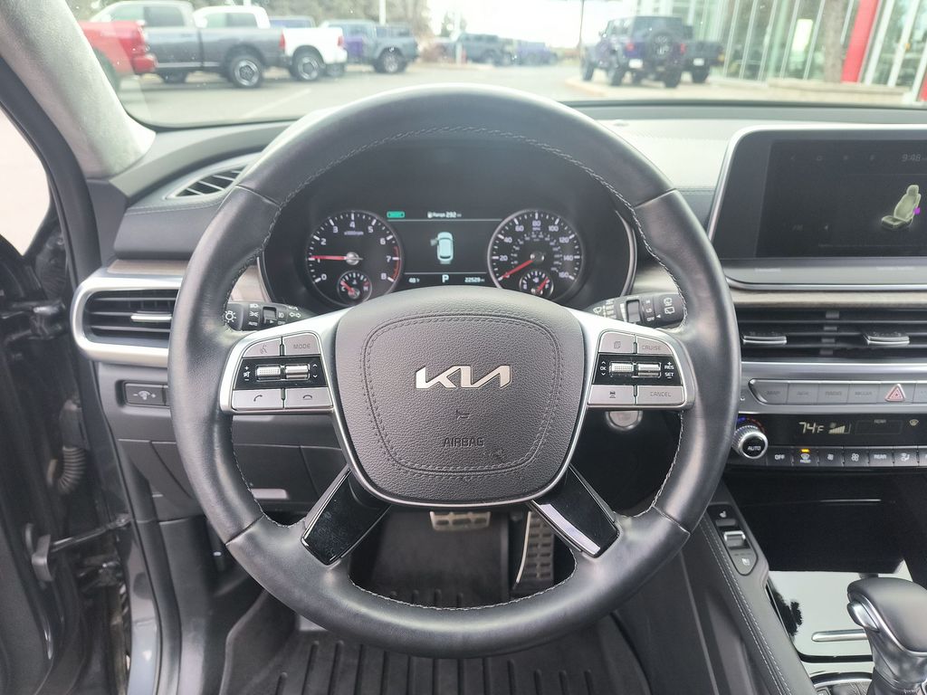 Thumbnail: 2022 Kia Telluride - 2