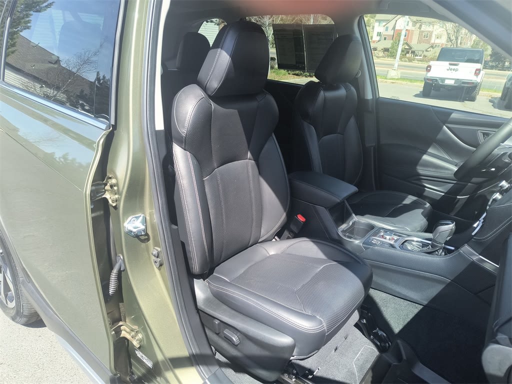 2023 Subaru Forester Touring 9