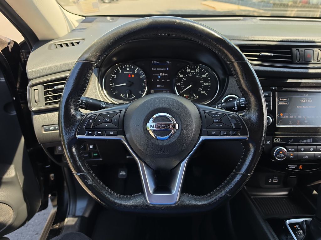 Thumbnail: 2019 Nissan Rogue - 2