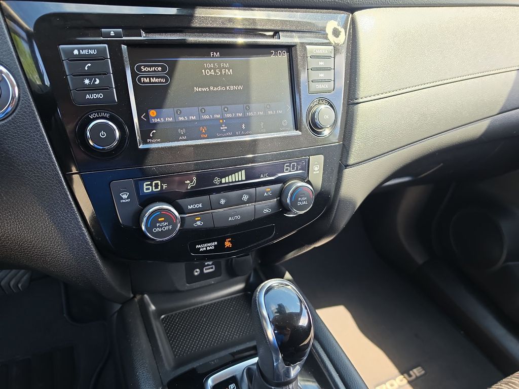 Thumbnail: 2019 Nissan Rogue - 23