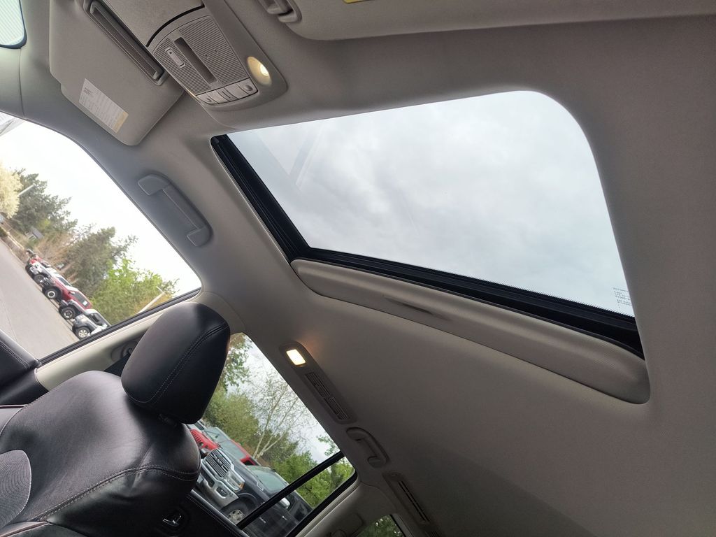 Thumbnail: 2020 Nissan Armada - 26
