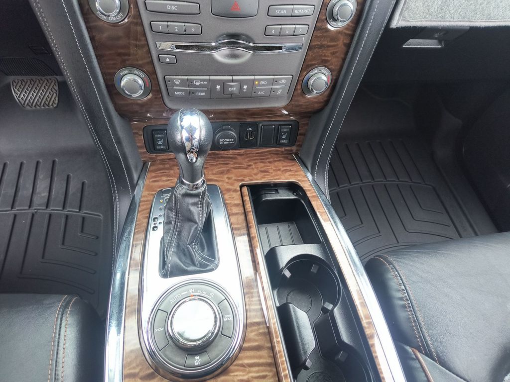 Thumbnail: 2020 Nissan Armada - 12