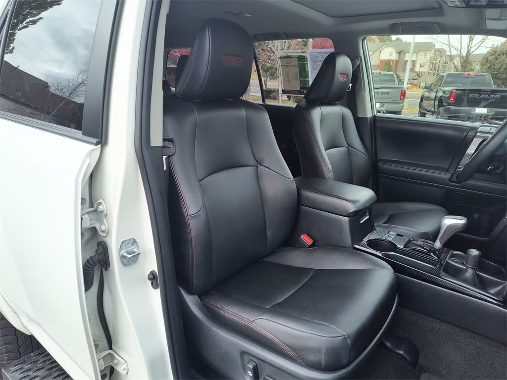 Thumbnail: 2021 Toyota 4Runner - 10