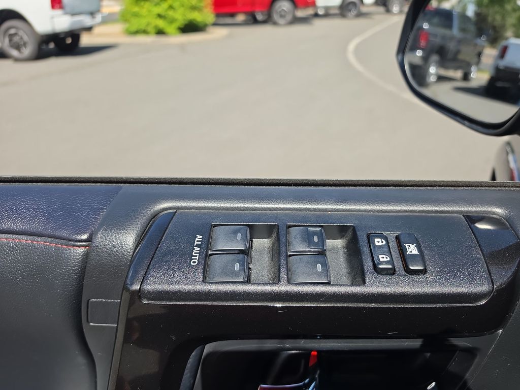 Thumbnail: 2021 Toyota 4Runner - 21