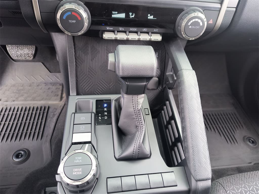 Thumbnail: 2025 Toyota 4Runner - 12