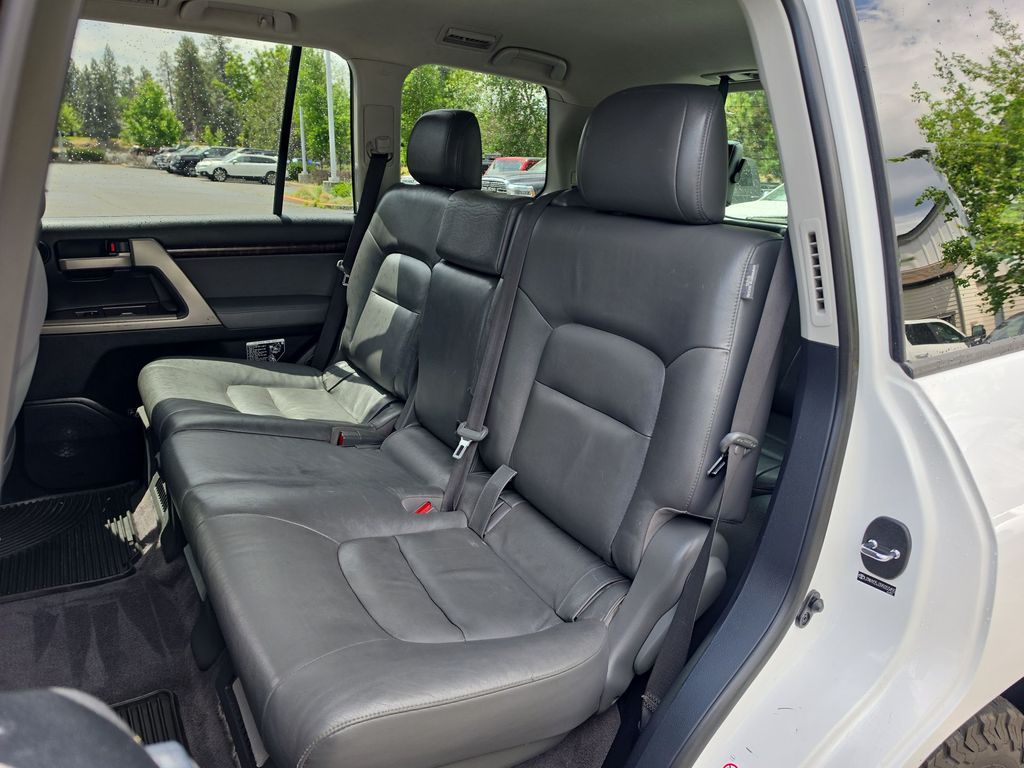 Thumbnail: 2009 Toyota Land Cruiser - 10