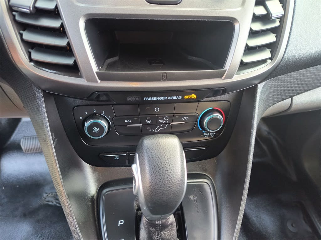 Thumbnail: 2019 Ford Transit Series - 22